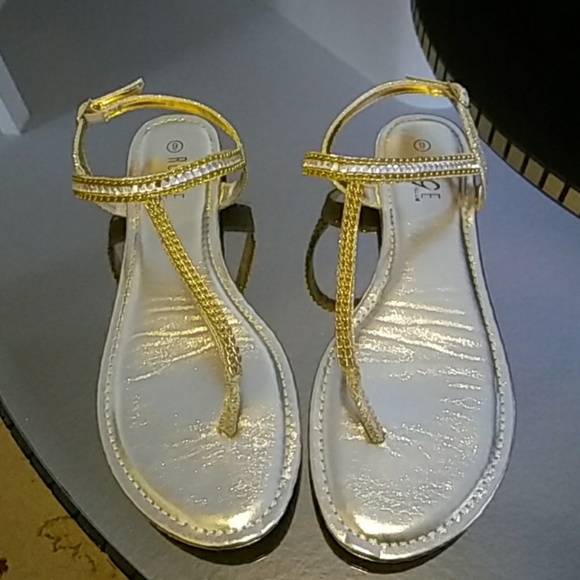 Rouge Helium Shoes - 💋 Rouge Helium Gold Sandals 💋